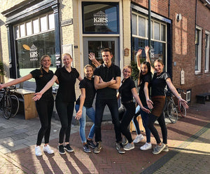 🥳 Goed nieuws! Brabants worstenbrood en Bossche bollen nu ook in Tholen!